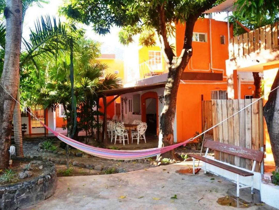 Guest House Chez Jacques タマラン エクステリア 写真